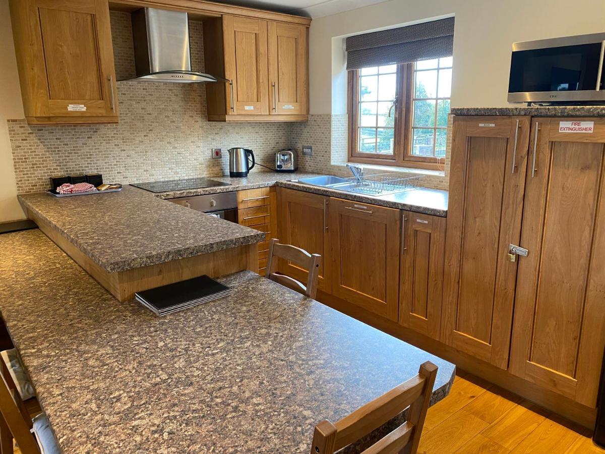 בברלי Red House Farm Cottages מראה חיצוני תמונה