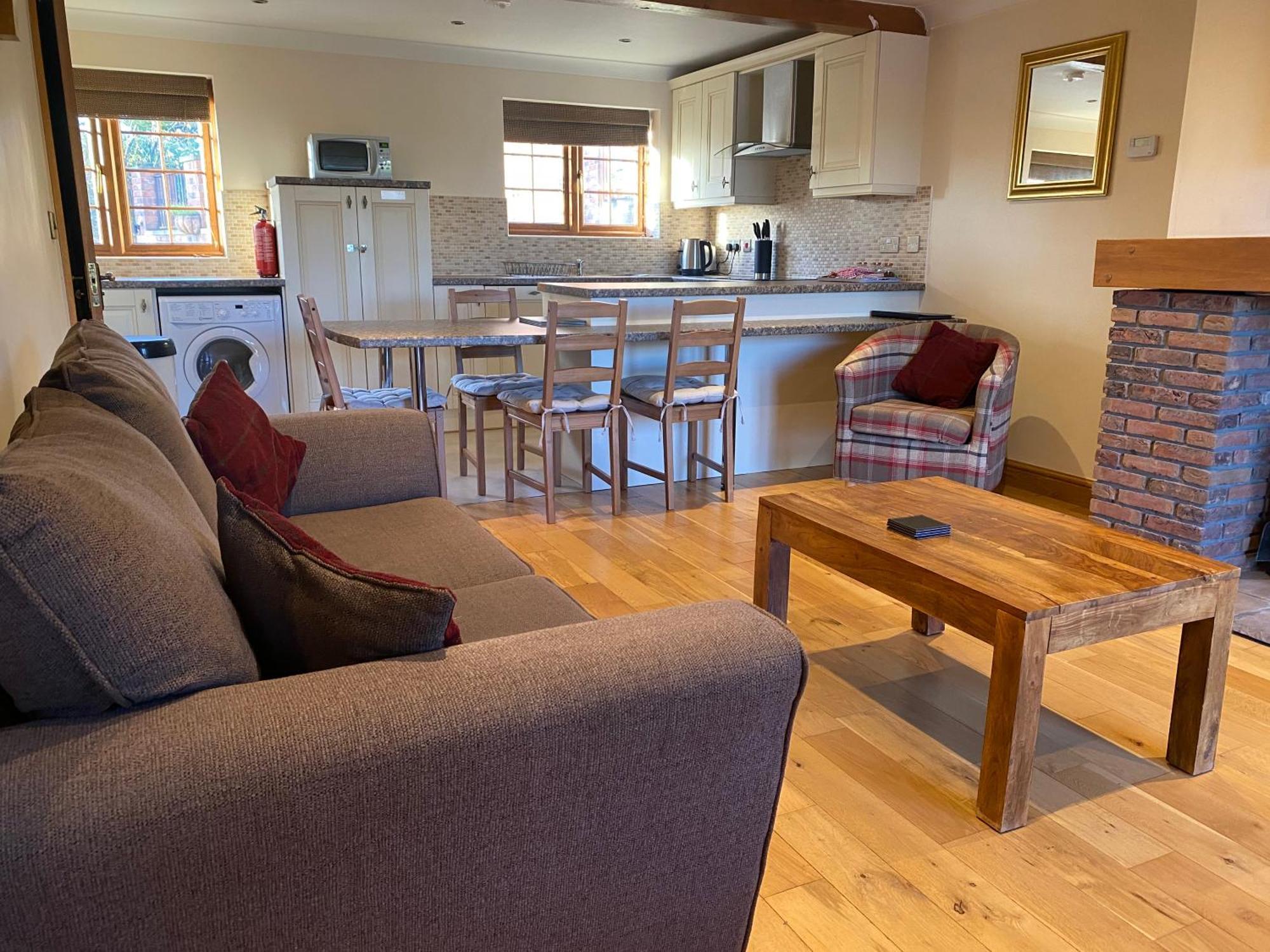 בברלי Red House Farm Cottages מראה חיצוני תמונה